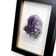 Afbeelding in Gallery-weergave laden, Amethist in lijst #3 - BraShiDa Gallery | Art from Mother Nature