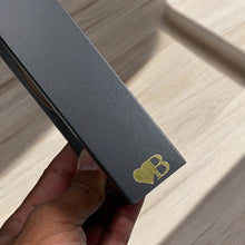 Afbeelding in Gallery-weergave laden, Bergkristal in lijst | Dutch#3 - BraShiDa Gallery | Art from Mother Nature