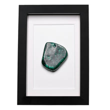 Afbeelding in Gallery-weergave laden, Malachiet in lijst #2 - BraShiDa Gallery | Art from Mother Nature