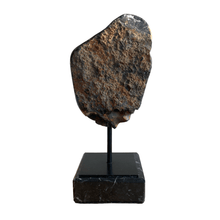 Afbeelding in Gallery-weergave laden, Agaat op marmer voet - BraShiDa Gallery | Art from Mother Nature