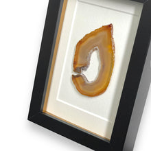 Load image into Gallery viewer, Agaat in lijst #2 - BraShiDa Gallery | Art from Mother Nature
