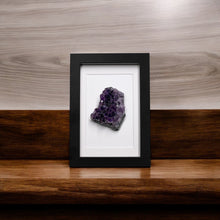 Load image into Gallery viewer, Amethist in lijst #3 - BraShiDa Gallery | Art from Mother Nature
