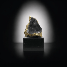 Load image into Gallery viewer, Amethist | Treasures - BraShiDa Gallery | Art from Mother Nature
