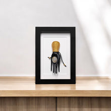 Load image into Gallery viewer, Golden healer in lijst | Mutiara - BraShiDa Gallery | Art from Mother Nature

