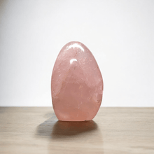 Afbeelding in Gallery-weergave laden, Rozenkwarts #4 - BraShiDa Gallery | Art from Mother Nature
