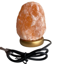 Load image into Gallery viewer, Himalaya zoutlampen op gouden voet - BraShiDa Gallery | decoratieve edelstenen en mineralen

